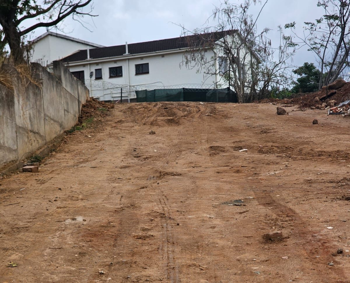 Security Wall & Driveway